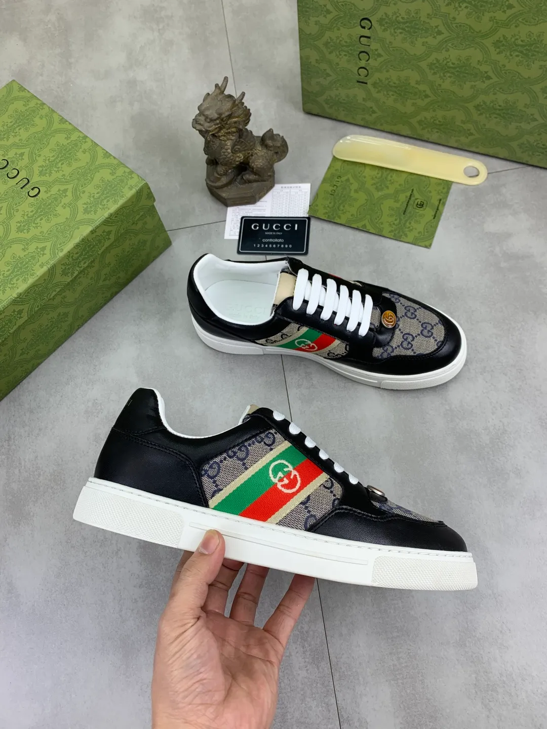 Men's Men's Shoes P420 💰[New Style] 🆘 The latest model from Gucci's official website🎁Classic casual and fashionable men's shoes👟Hot style💥Simple and elegant style, exclusive for trendy men. Unique latest brand elements from the official website👑Gucci original decoration, fashionable and generous, made of original soft calfskin fabric➕Comfortable soft sheepskin lining ✅The official website specifies wear-resistant rubber outsole_full of elasticity, classic model taken in real life🎬Color: 2️⃣colors available😍Number: 38-44